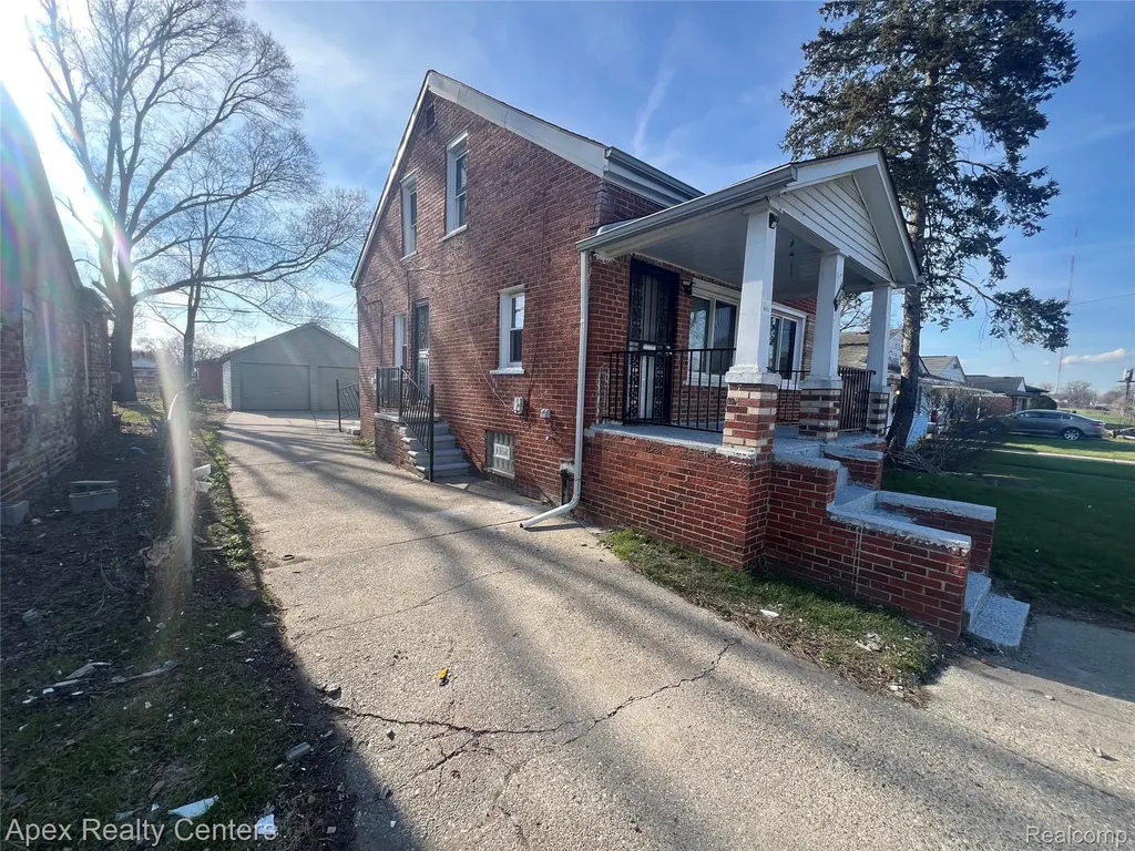20411 Washburn Street Detroit City MI 48221
