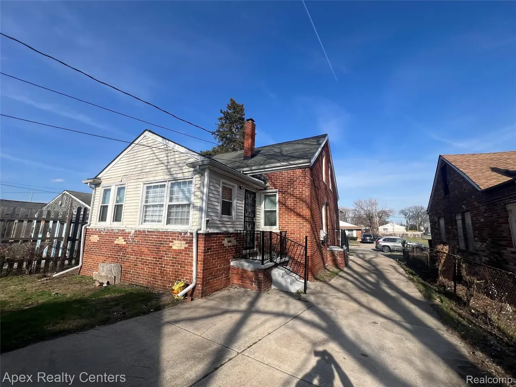 20411 Washburn Street Detroit City MI 48221