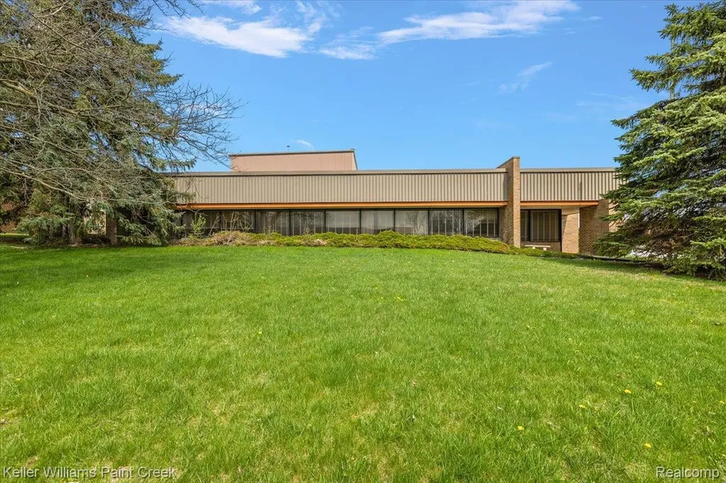 2715 Paldan Drive Auburn Hills City MI 48326