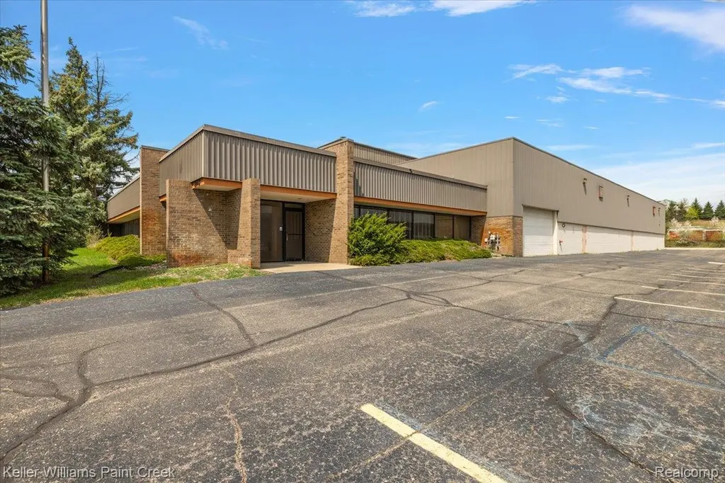 2715 Paldan Drive Auburn Hills City MI 48326