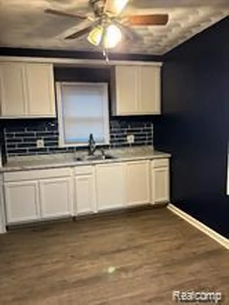 14024 Pembroke Avenue Detroit City MI 48235
