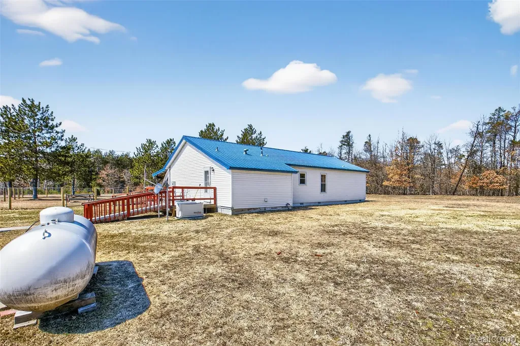 5675 Union Corners Big Creek Township MI 48654