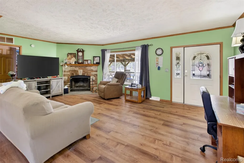 5675 Union Corners Big Creek Township MI 48654