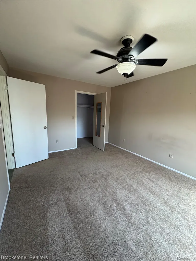 16444 E Terrace Court Roseville City MI 48066