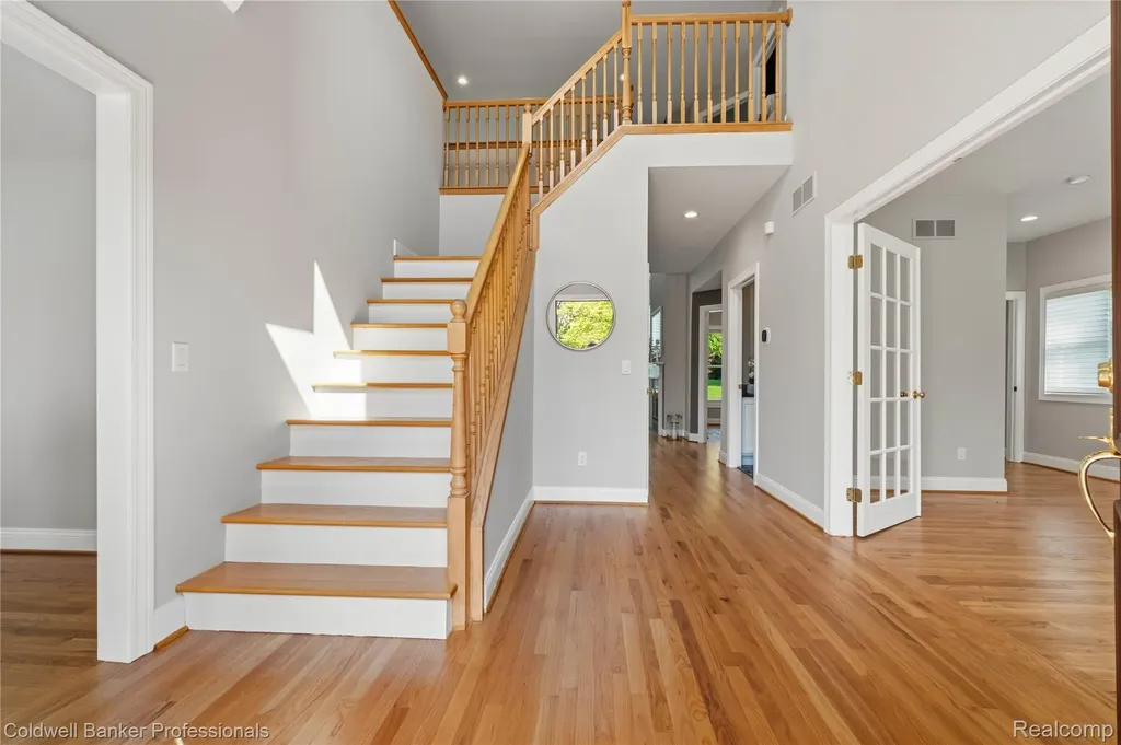 22139 Barclay Drive Novi City MI 48374