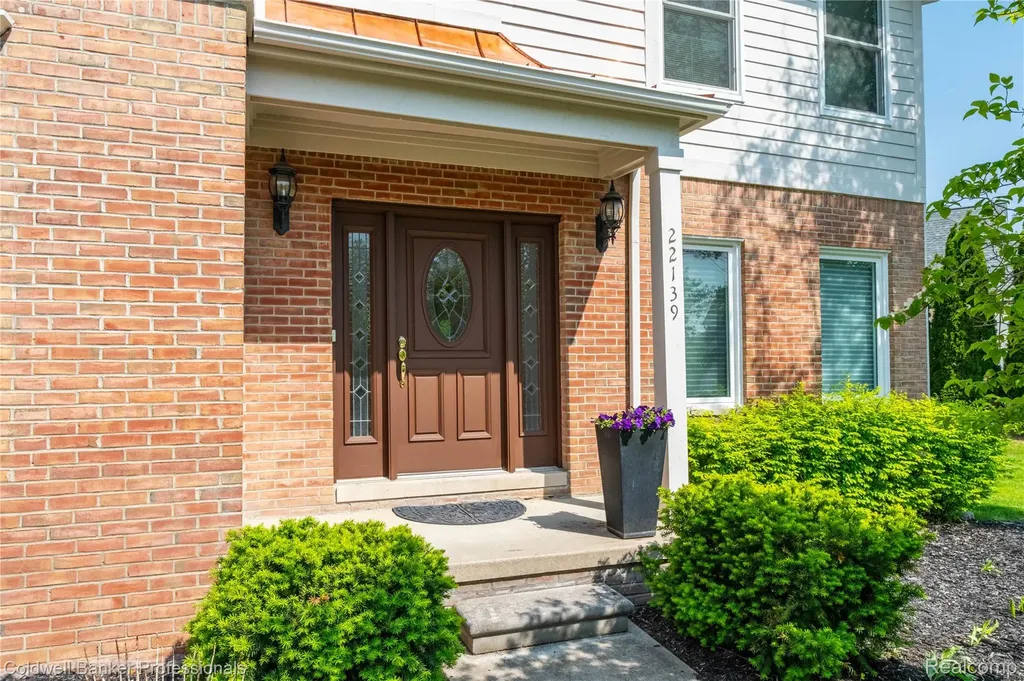 22139 Barclay Drive Novi City MI 48374
