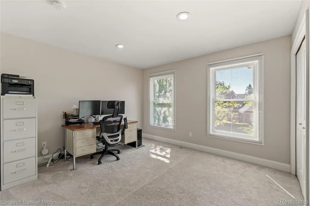 22139 Barclay Drive Novi City MI 48374