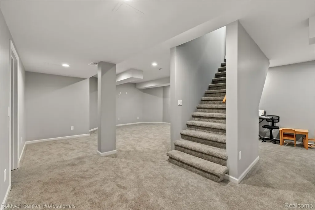22139 Barclay Drive Novi City MI 48374