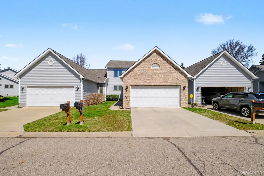 1085 Linda Drive Davison City MI 48423