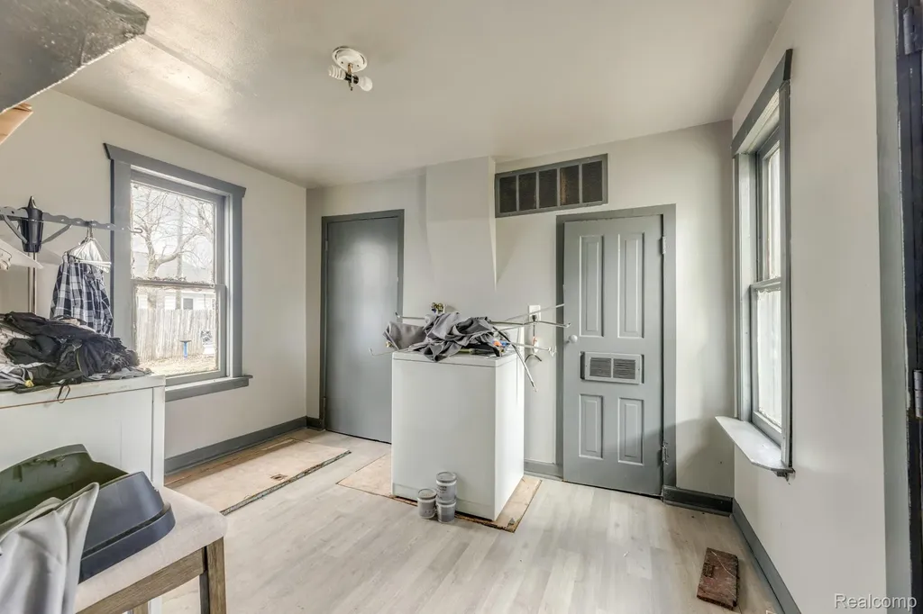 1109 Rawlins Street Port Huron City MI 48060