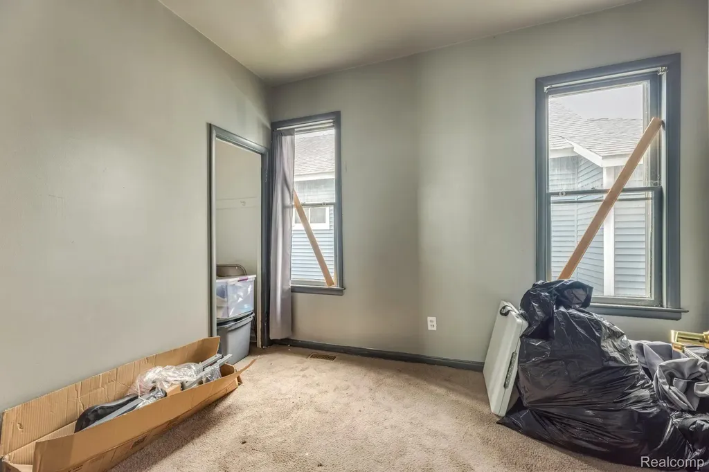 1109 Rawlins Street Port Huron City MI 48060