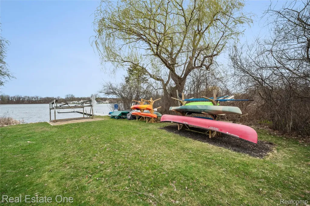 508 Woodstone Court White Lake Charter Township MI 48386