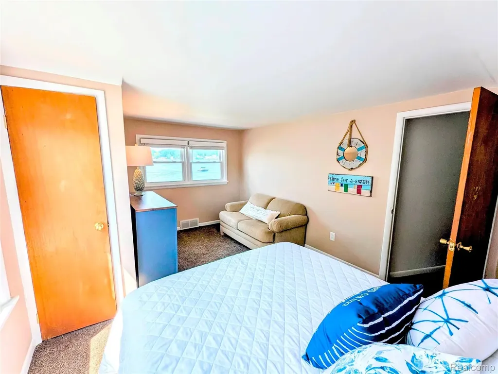 2525 Davista Drive Highland Charter Township MI 48356