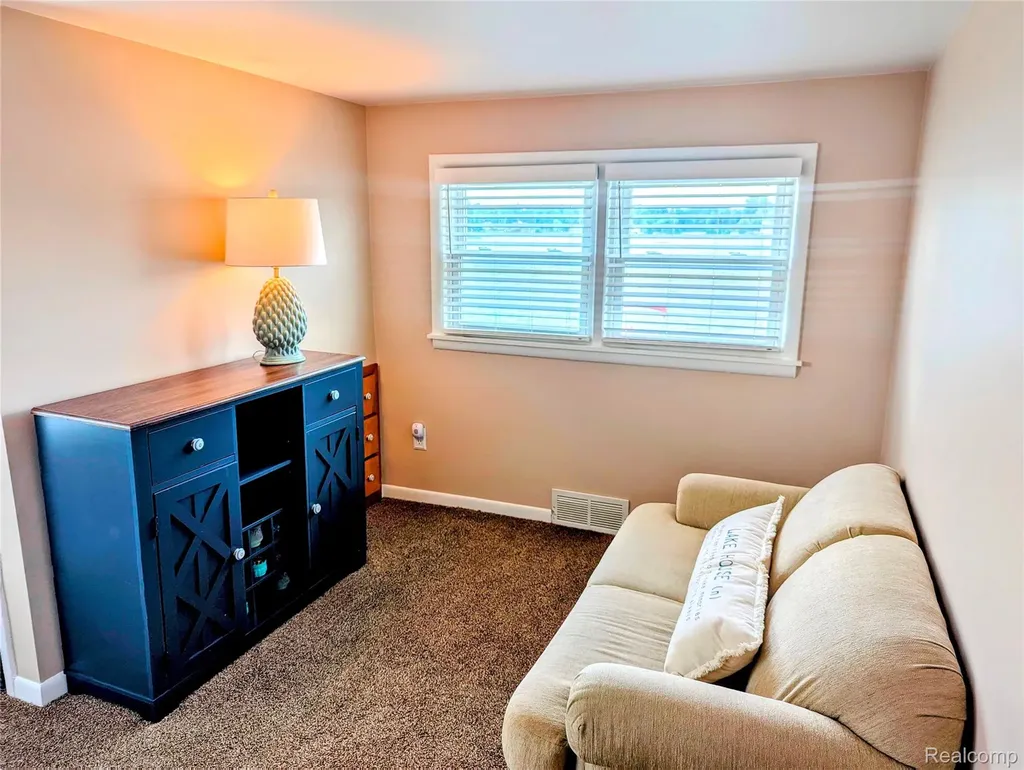 2525 Davista Drive Highland Charter Township MI 48356