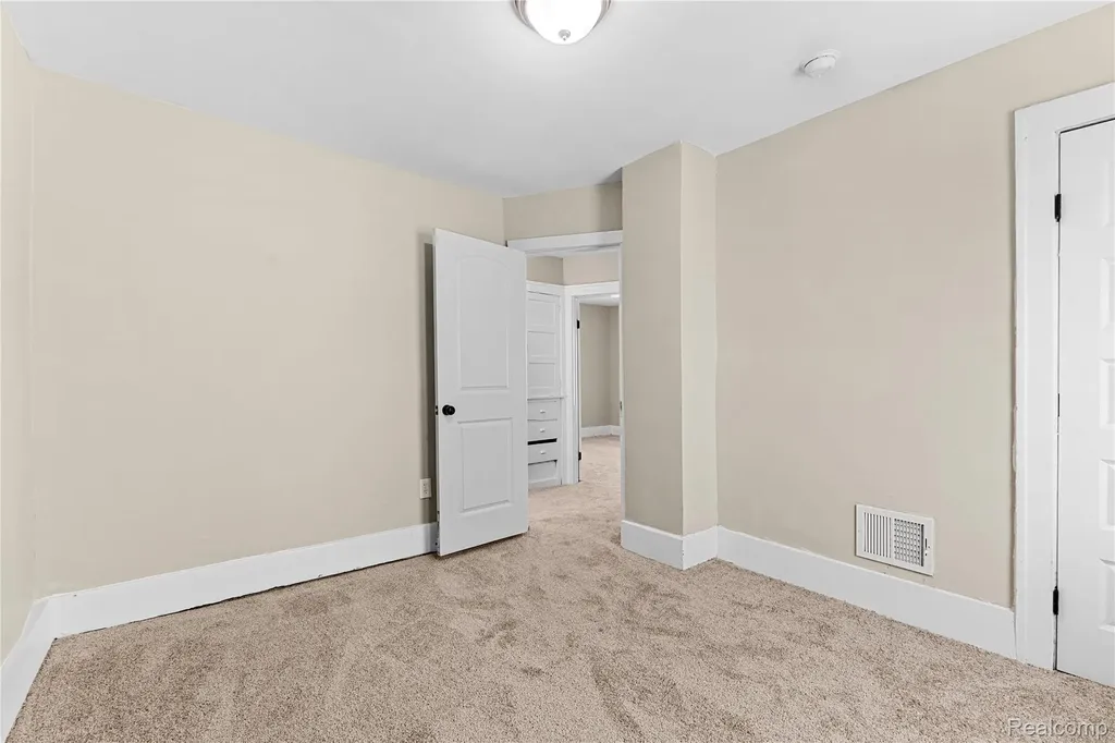 14856 Santa Rosa Drive Detroit City MI 48238