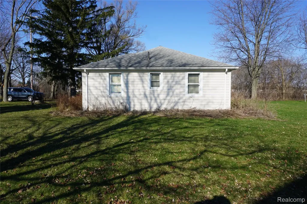 4145 Janes Road Buena Vista Charter Township MI 48601