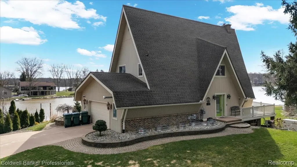 2879 Sunset Circle Elba Township MI 48455