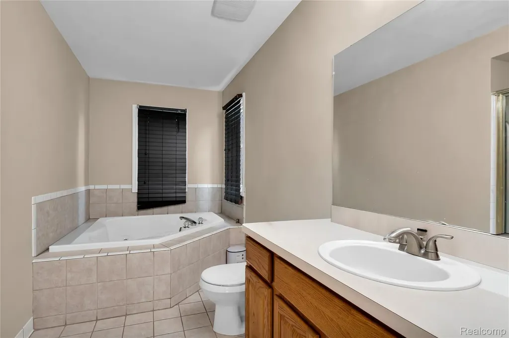 21266 Summerfield Drive Macomb Township MI 48044