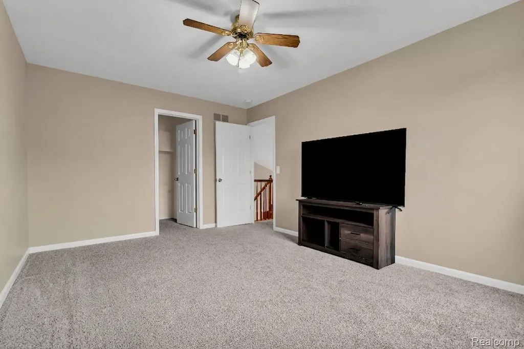 21266 Summerfield Drive Macomb Township MI 48044
