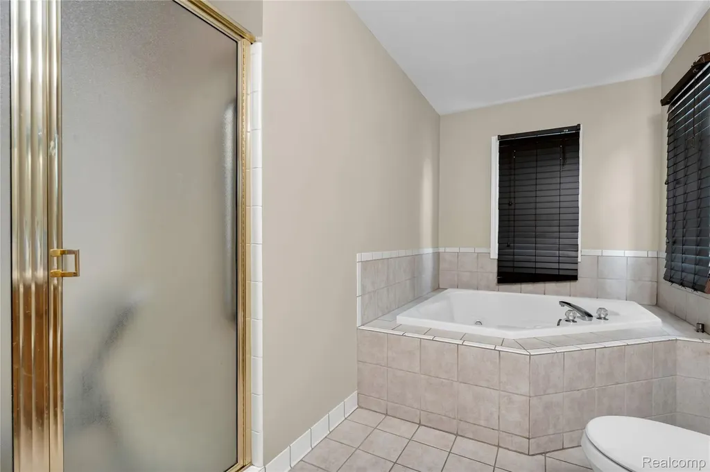 21266 Summerfield Drive Macomb Township MI 48044
