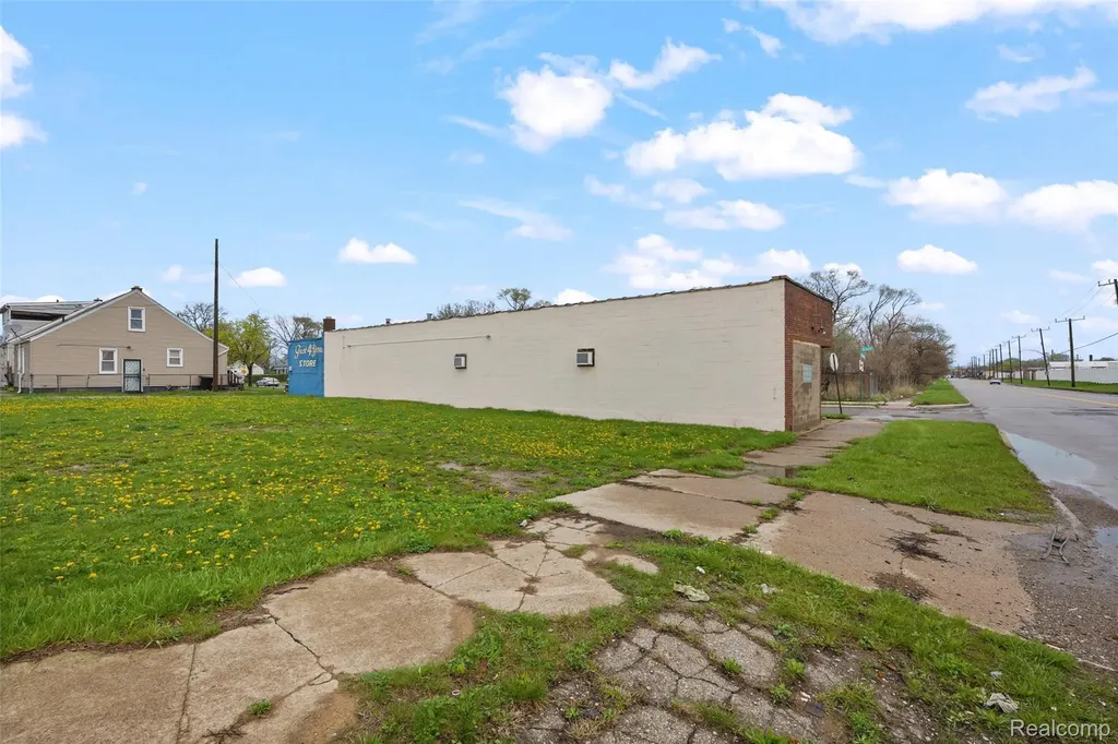 5341 E Nevada Street Detroit City MI 48234