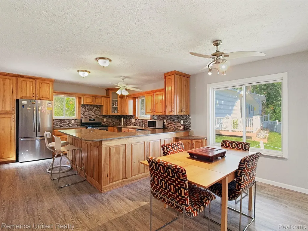 16431 Oak Hill Drive Argentine Township MI 48430