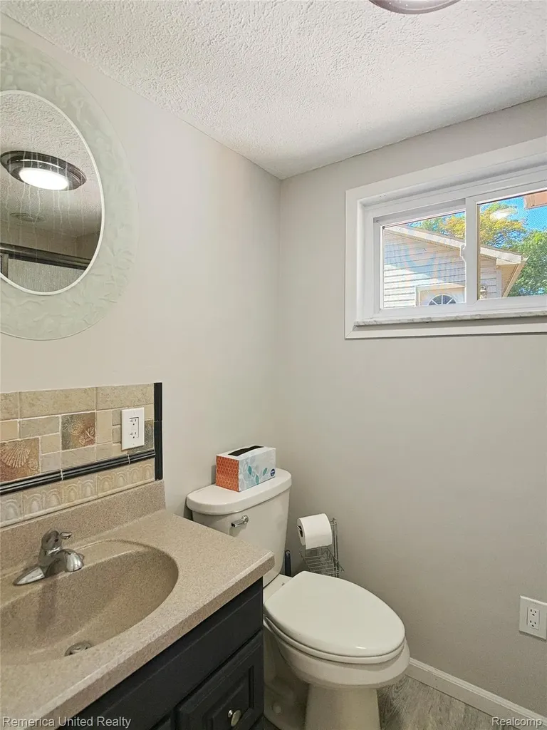 16431 Oak Hill Drive Argentine Township MI 48430
