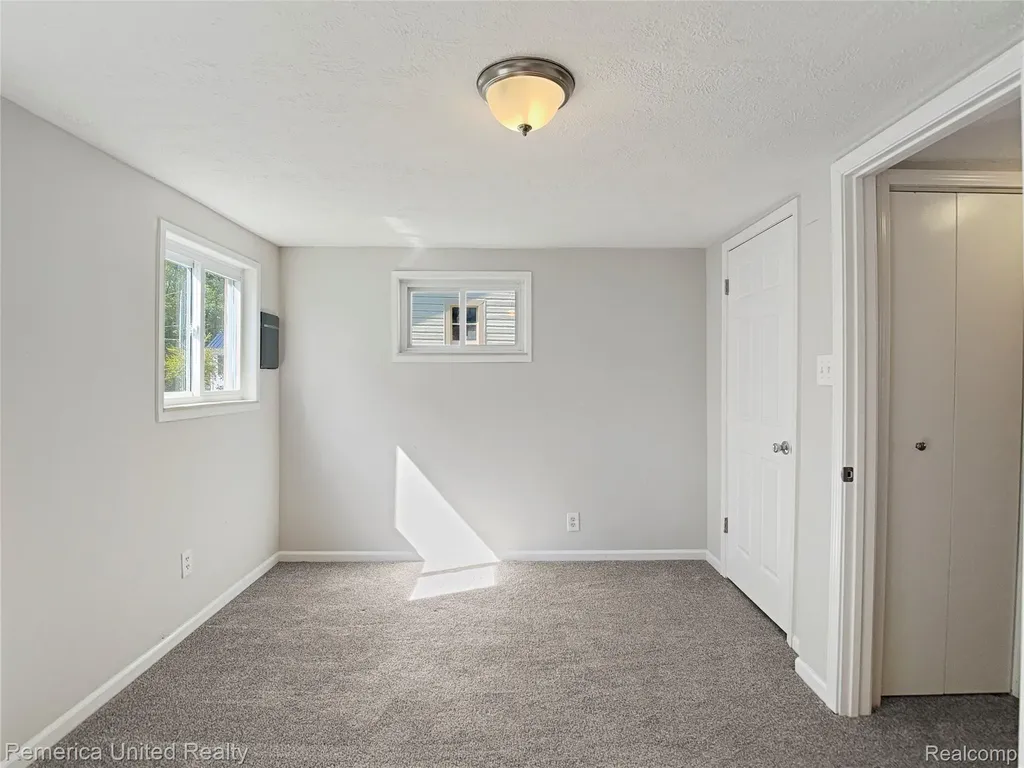 16431 Oak Hill Drive Argentine Township MI 48430