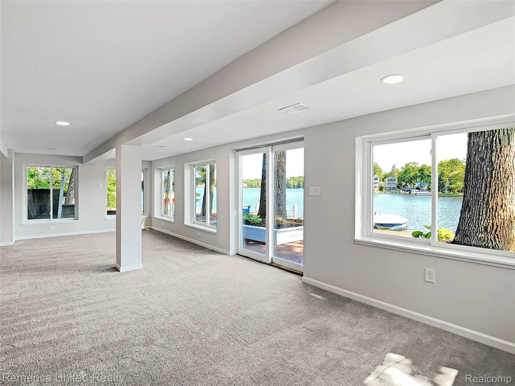 16431 Oak Hill Drive Argentine Township MI 48430