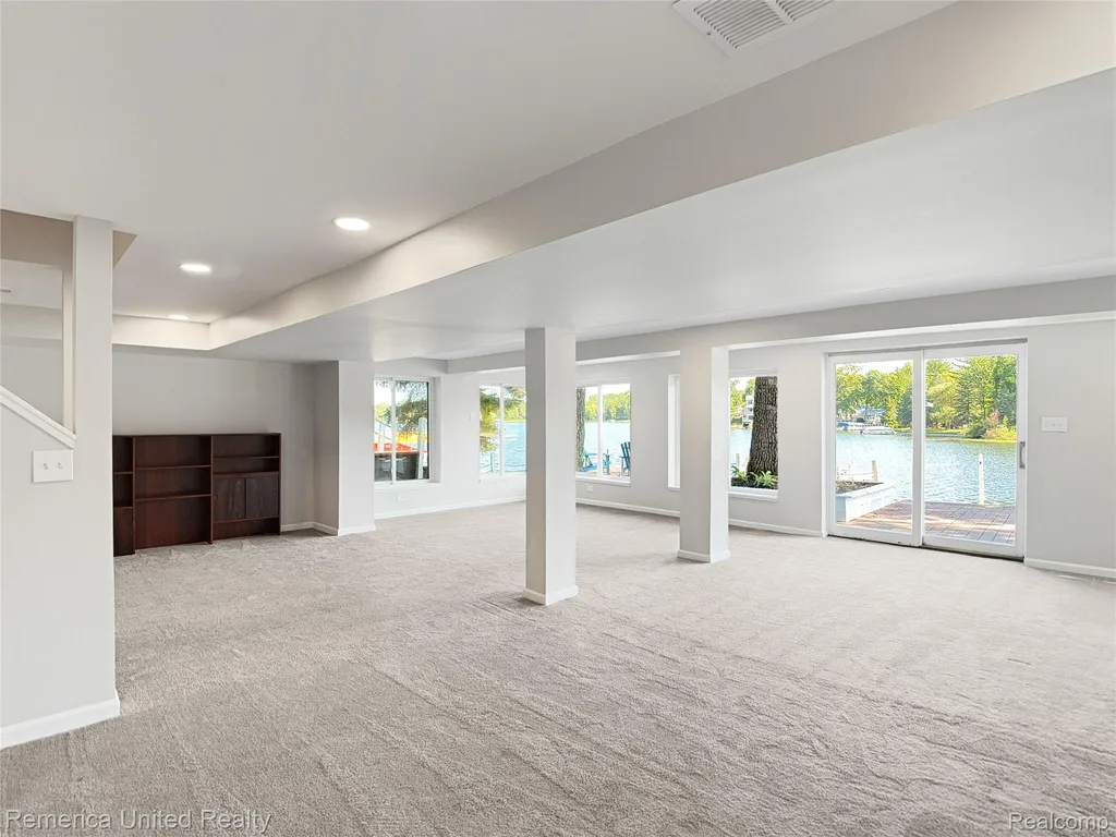 16431 Oak Hill Drive Argentine Township MI 48430