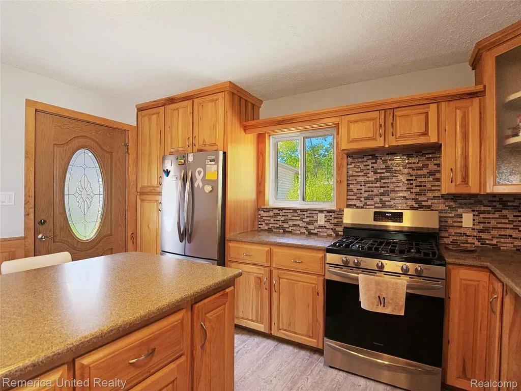 16431 Oak Hill Drive Argentine Township MI 48430