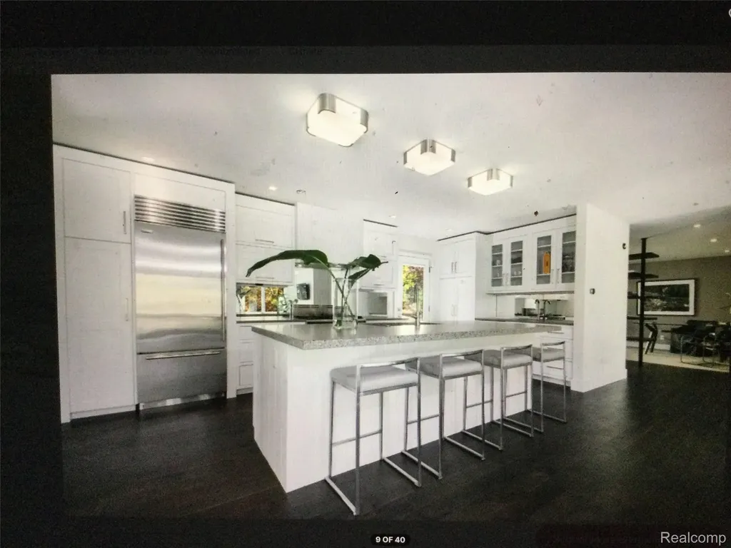 2510 Thornapple River Drive SE Cascade Charter Township MI 49546