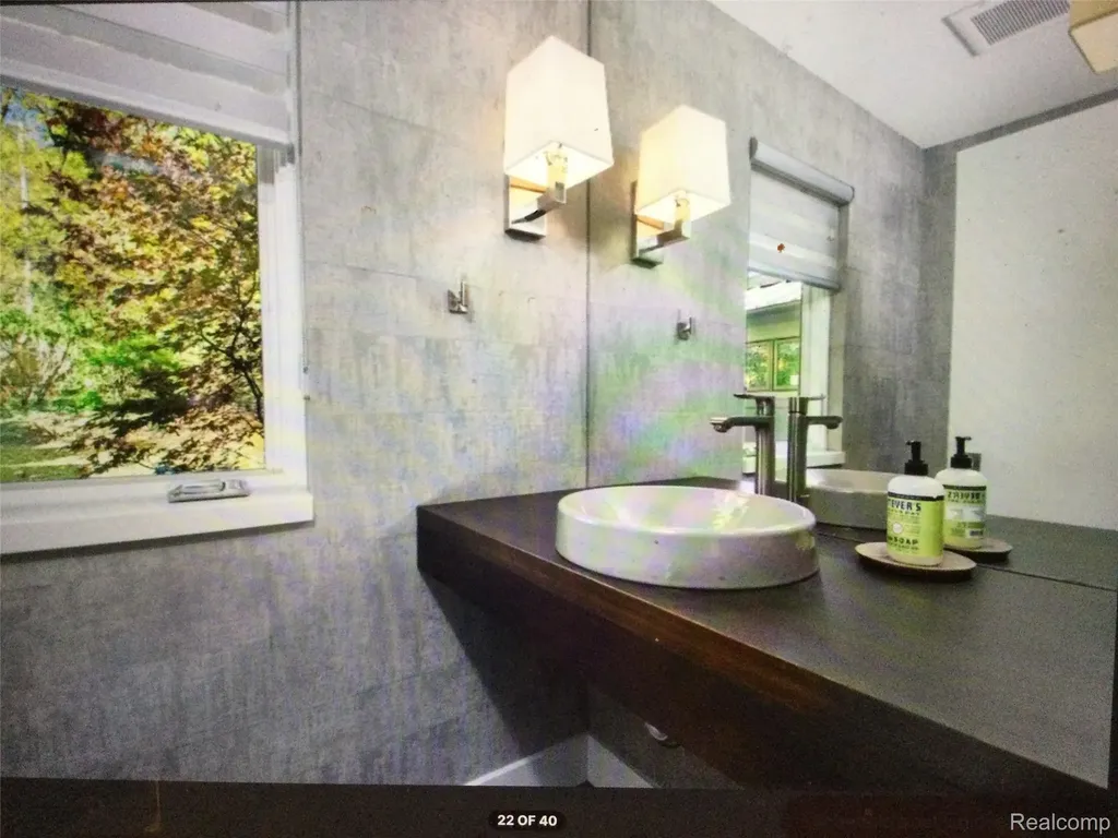 2510 Thornapple River Drive SE Cascade Charter Township MI 49546