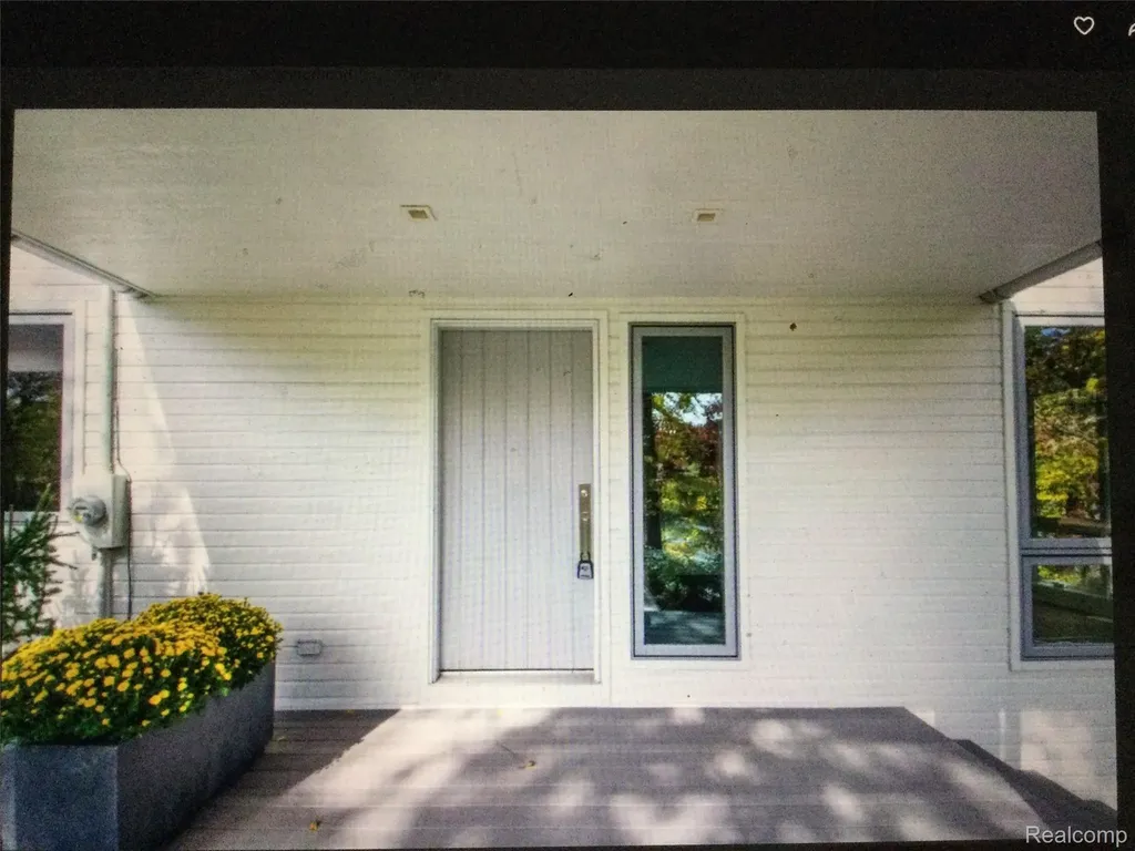 2510 Thornapple River Drive SE Cascade Charter Township MI 49546