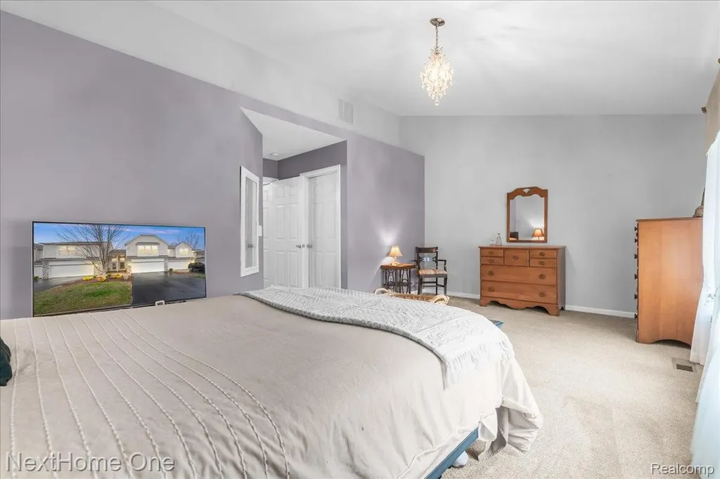 560 Dockside Circle Holly Township MI 48442