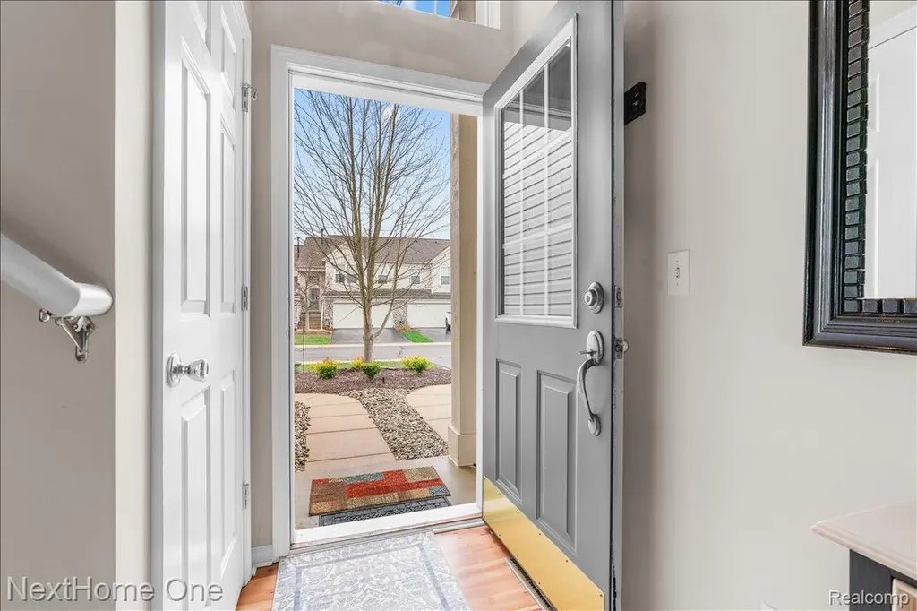 560 Dockside Circle Holly Township MI 48442