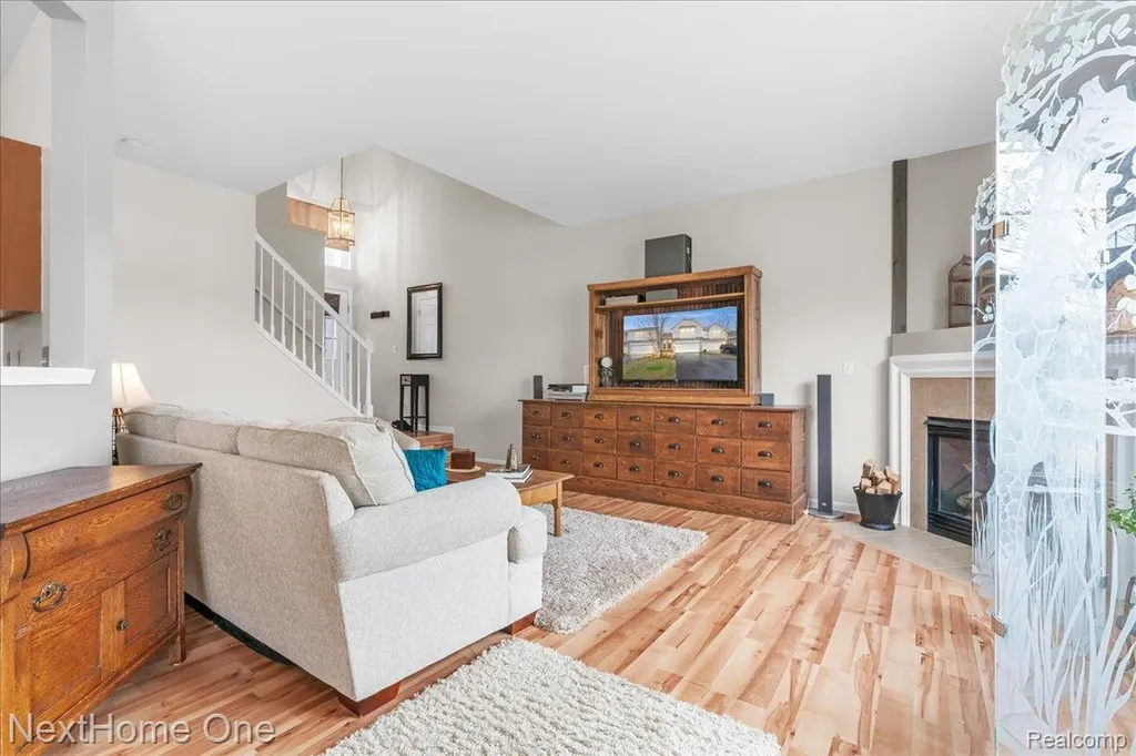 560 Dockside Circle Holly Township MI 48442