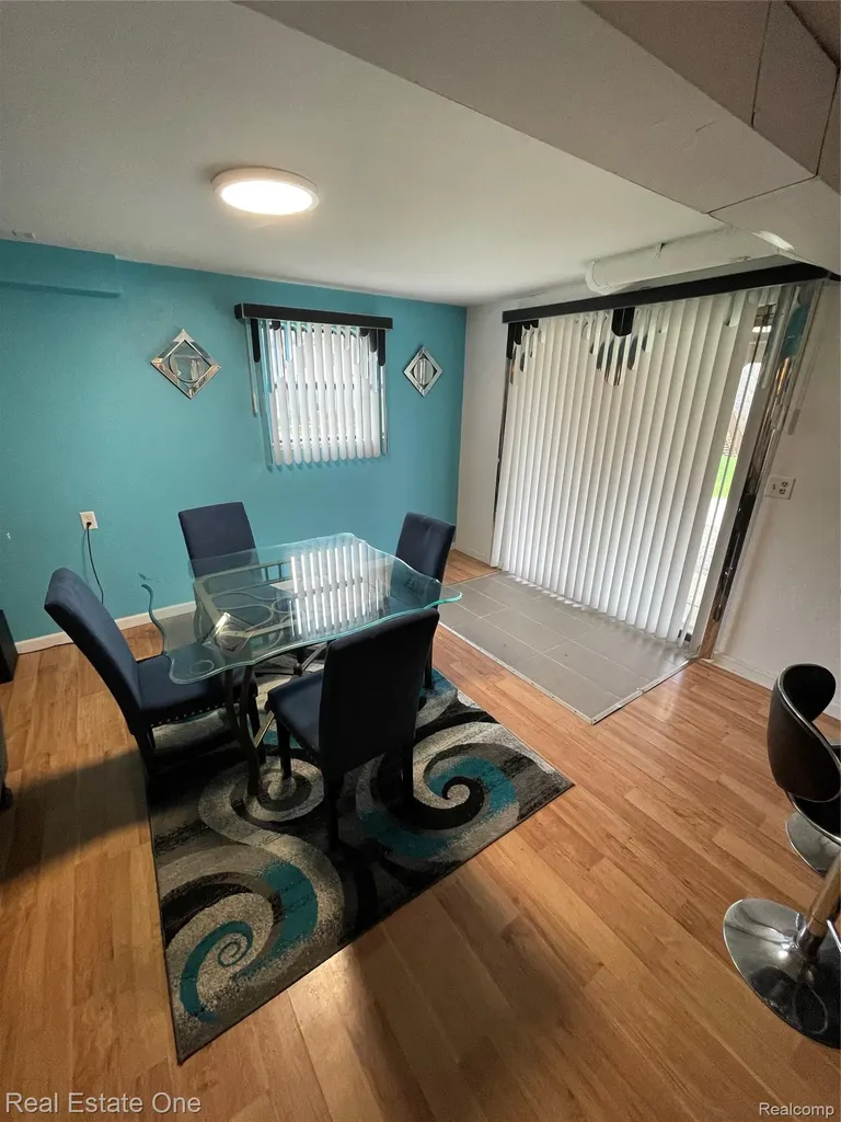 24738 Cashmere Court Southfield City MI 48033