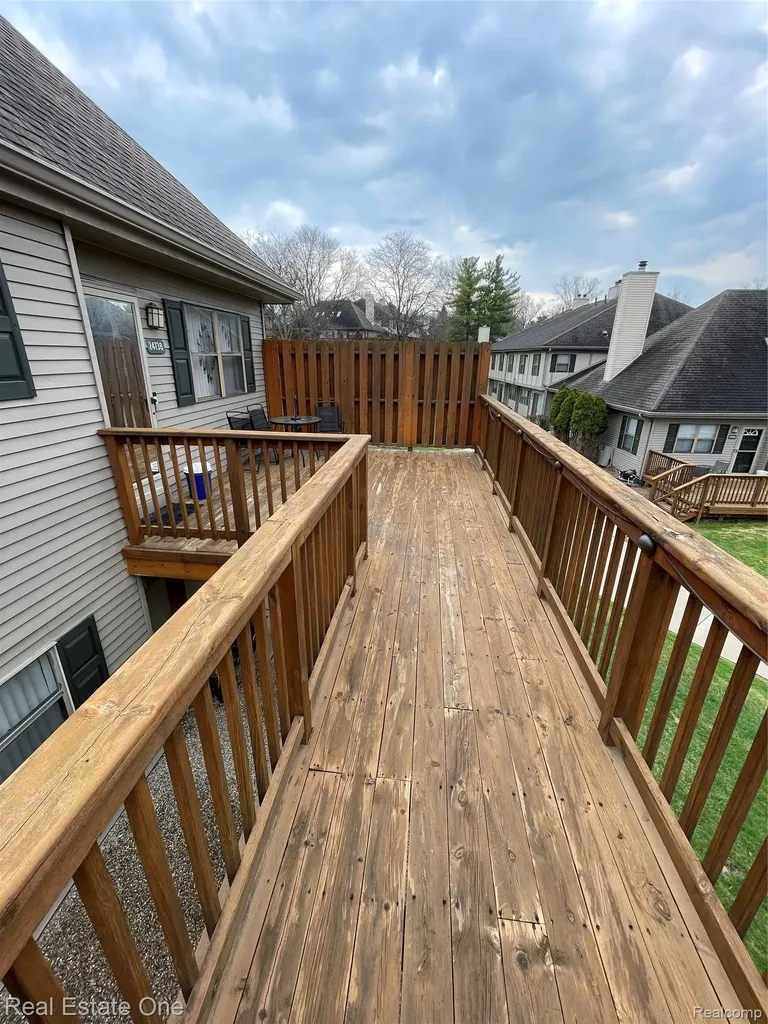 24738 Cashmere Court Southfield City MI 48033