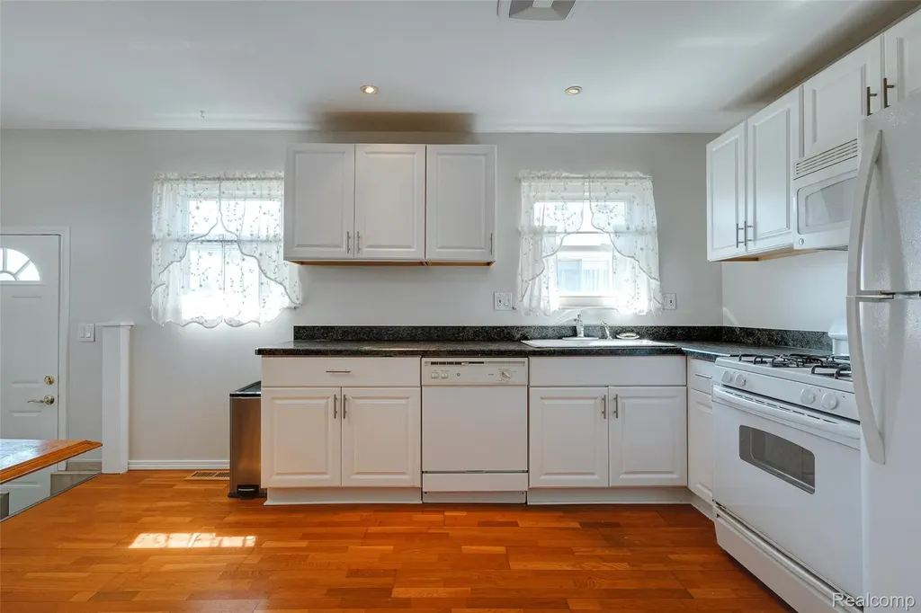29038 Springstead Street Gibraltar City MI 48173
