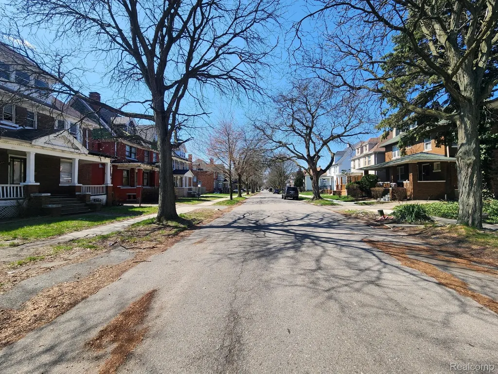 306 Melbourne Street Detroit City MI 48202