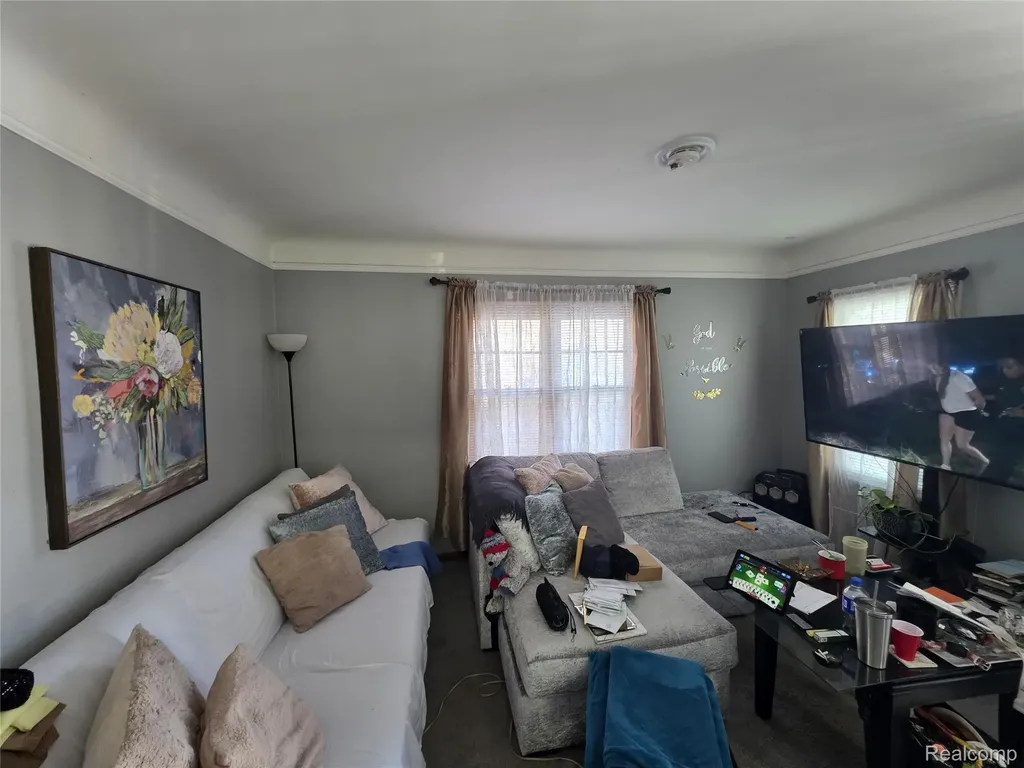 6375 Radnor Street Detroit City MI 48224