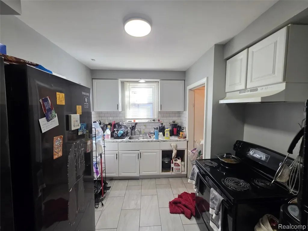 6375 Radnor Street Detroit City MI 48224