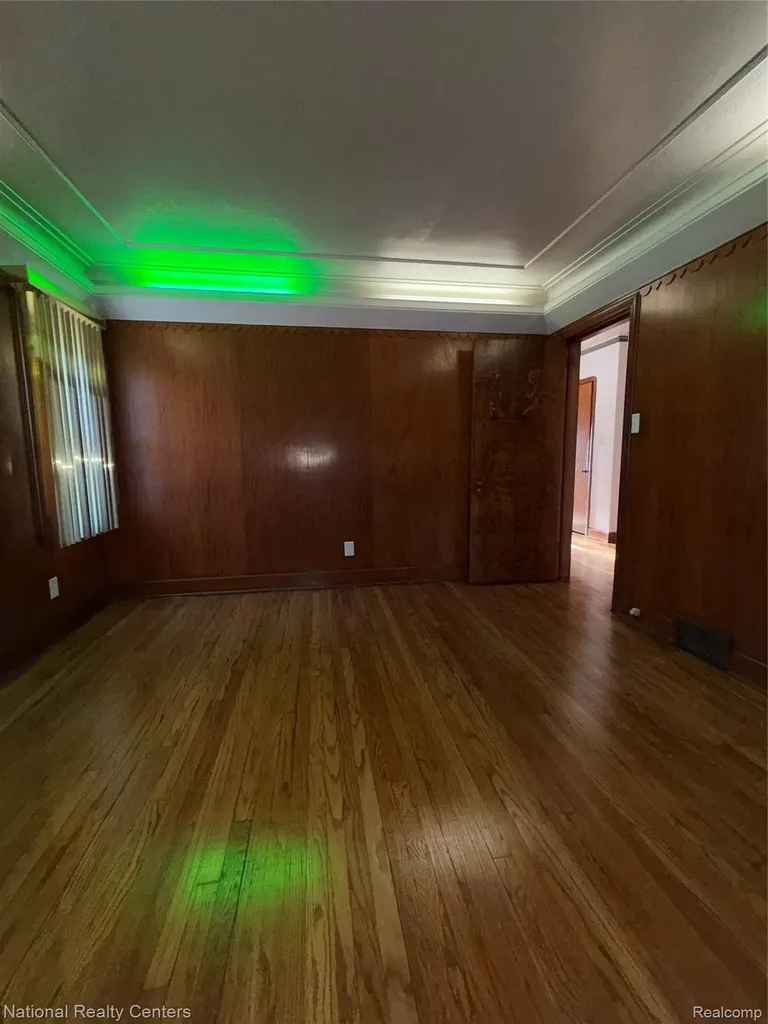 18400 Woodingham Drive Detroit City MI 48221