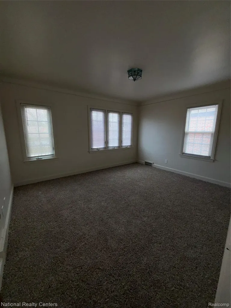 18400 Woodingham Drive Detroit City MI 48221