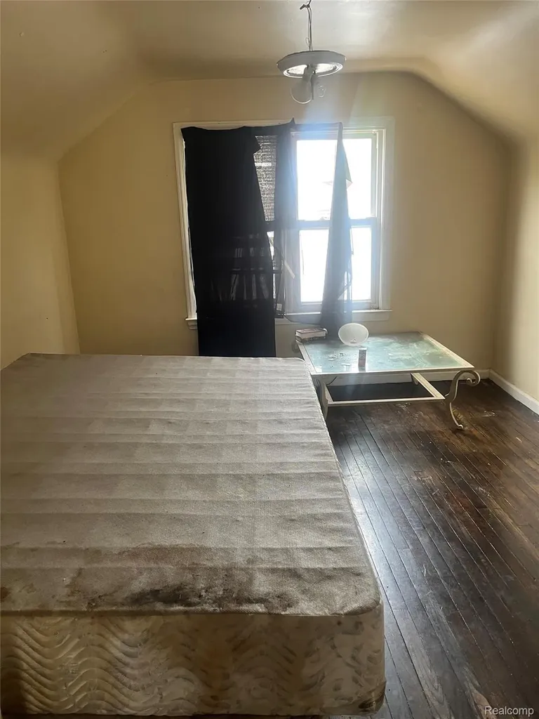 19338 Waltham Street Detroit City MI 48205