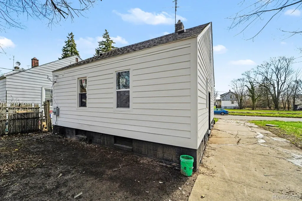 10147 Lanark Street Detroit City MI 48224