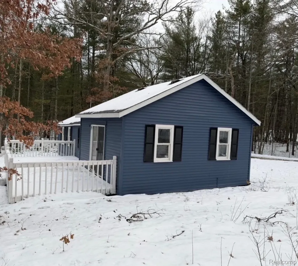 6240 S Labelle Drive Yates Township MI 49642