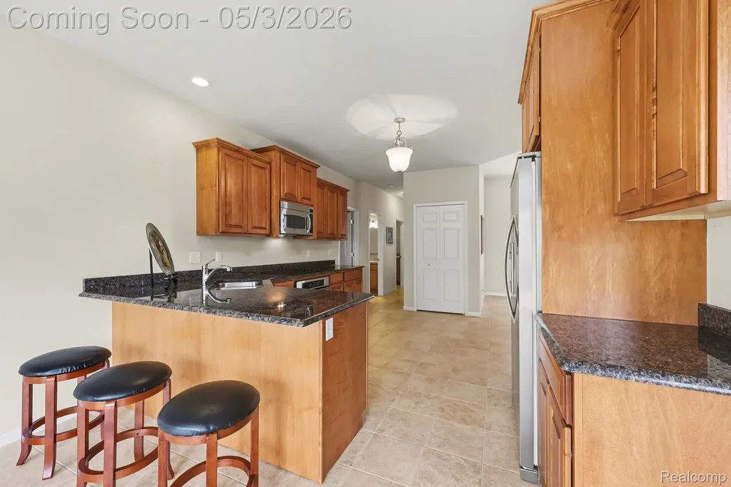 13823 Blue Beech Lane Shelby Charter Township MI 48315