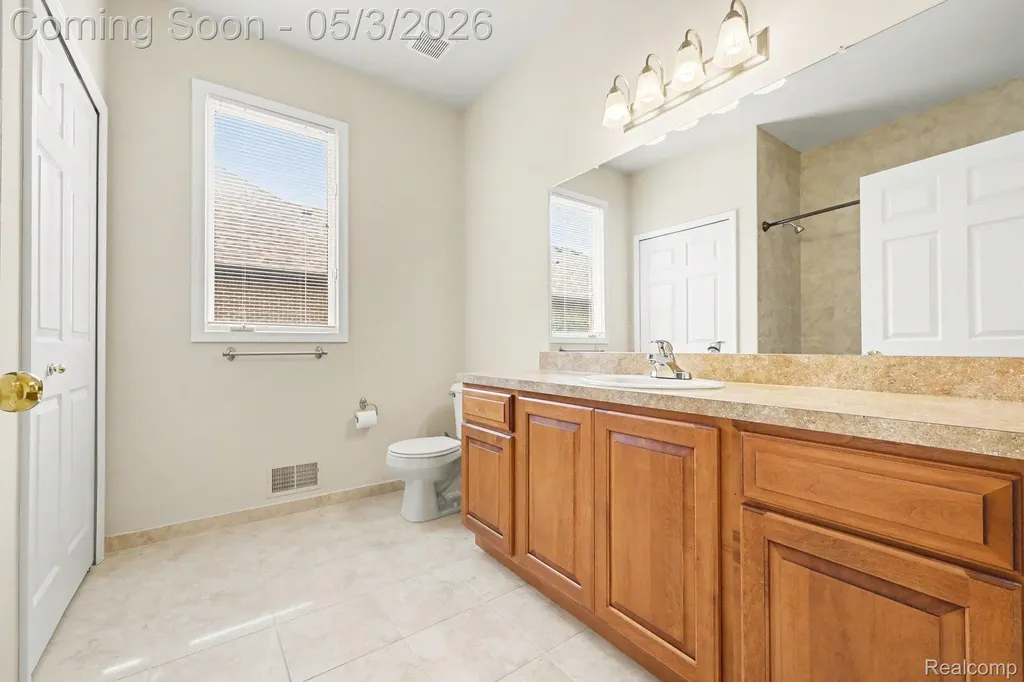 13823 Blue Beech Lane Shelby Charter Township MI 48315